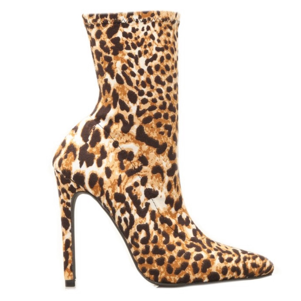 Leopard Print✨Heeled Bootie - Picture 1 of 8